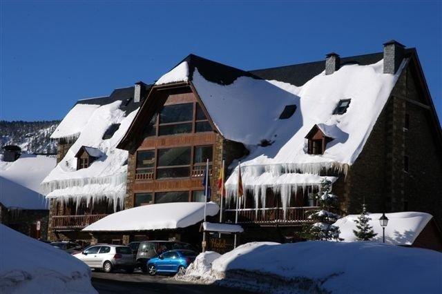 Hotel Chalet Bassibe Baqueira Beret Buitenkant foto